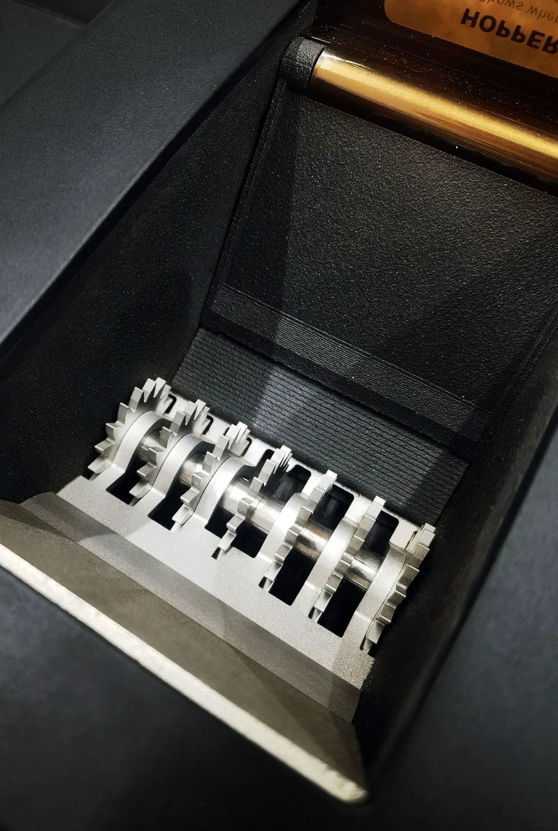 POWERMATIC V+ ELECTRIC CIGARETTE INJECTOR MACHINE WITH TOBACCO HOPPER AND AUTO TUBE LOADING